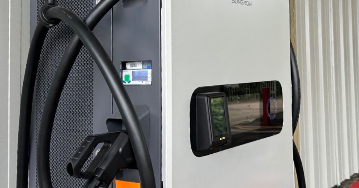 Learn the best EV charging tips for electric vehicle drivers. Save time and money using ultra-rapid 120kW chargers at Tap Zap Go in Strood, Lambourn Woodlands, and Castleford, powered by green energy.